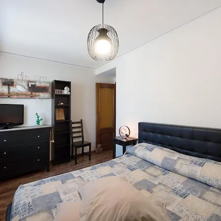 Romantica E Accogliente Mansardina Savona