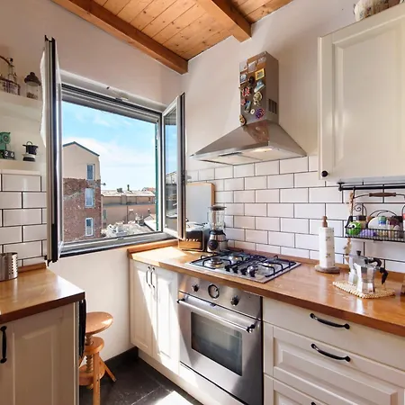 Romantica E Accogliente Mansardina Daire