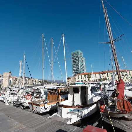 Romantica E Accogliente Mansardina Daire