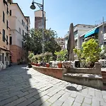 Romantica E Accogliente Mansardina Apartment