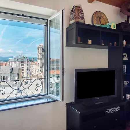 Romantica E Accogliente Mansardina Apartment