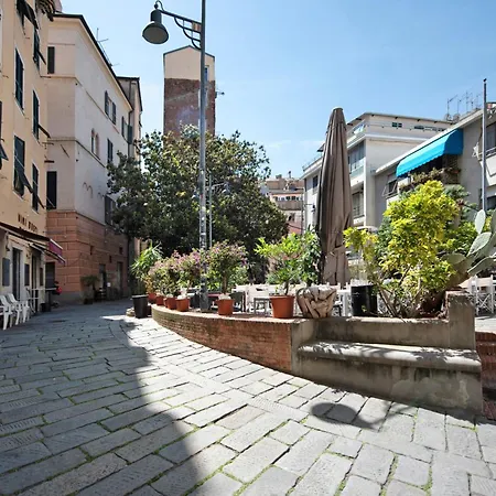 Romantica E Accogliente Mansardina Lägenhet